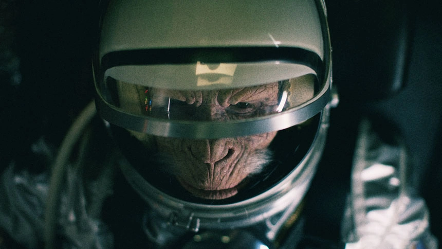 space-chimps-6